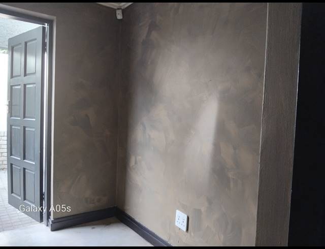 57M² BUSINESS TO LET IN BRYANSTON
